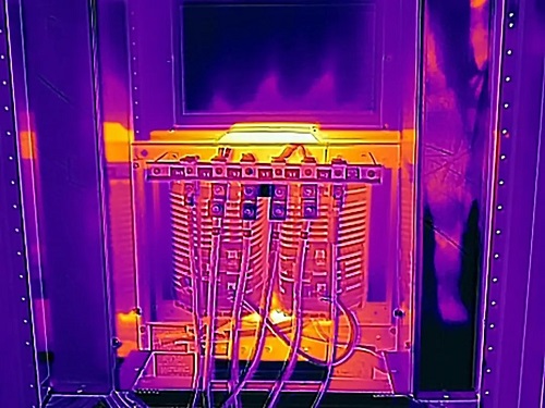 FLIR E52拍摄的热图像