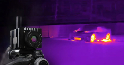 美国NASCAR使用FLIR A50红外热像仪,在赛车运行中实时监控,最终完善赛车,制定解决方案的案例。